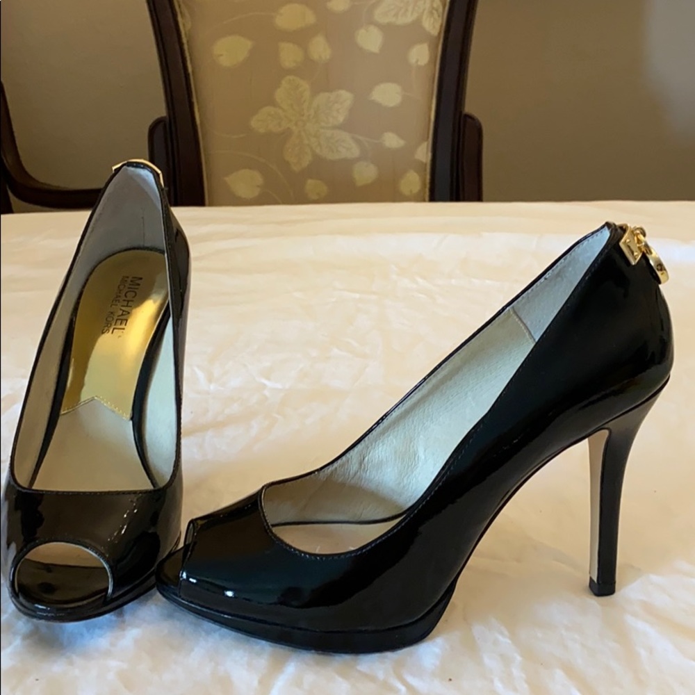 Michael Kors black patent leather heels